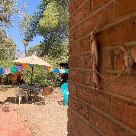 Casa Azul: Pet-Friendly Adobe Oasis in Central Location Tucson Exterior photo